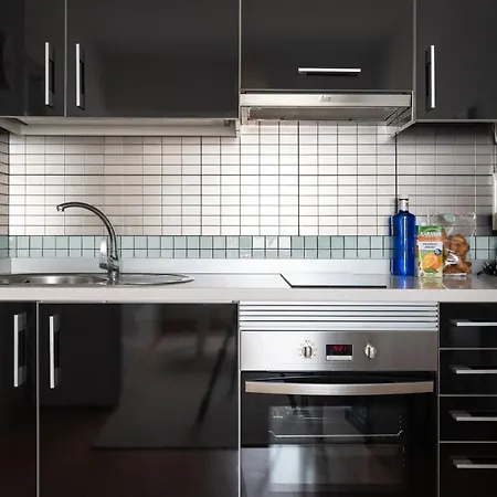 Homeforguest Two-bedroom In The Heart Of Triana Apartment *